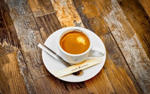 kaşta kahvaltı mekanları Nerede Yenir? En İyi Adresler 2025 - Mumi Beach